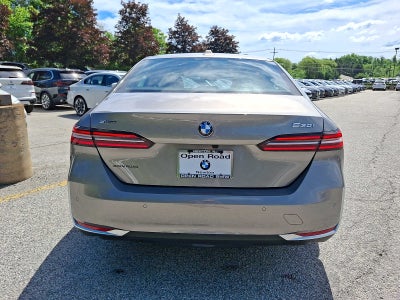 2025 BMW 5 Series 530i xDrive Sedan