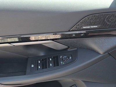 2025 BMW 5 Series 530i xDrive Sedan
