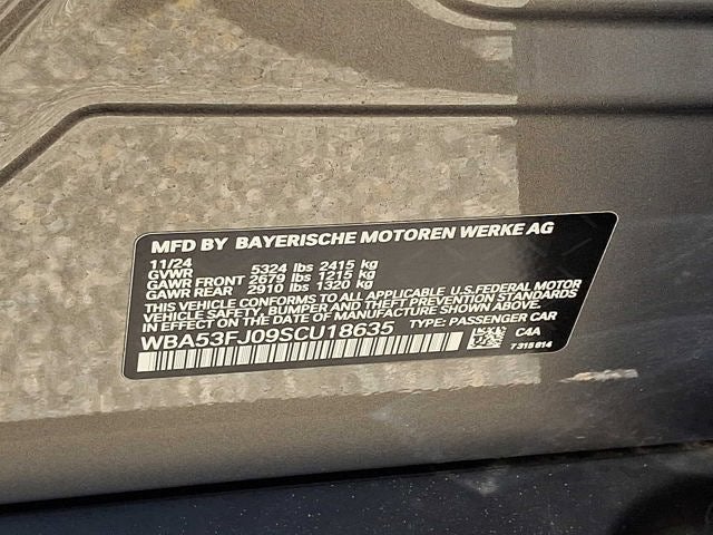 2025 BMW 5 Series 530i xDrive Sedan