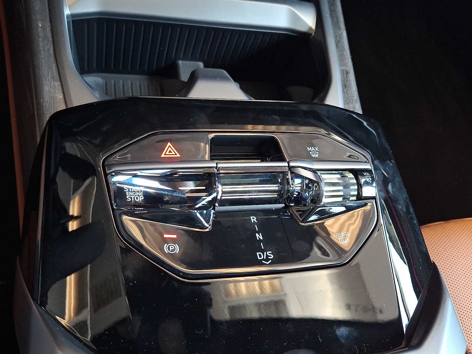 2027 BMW 7 Series 740i xDrive Sedan