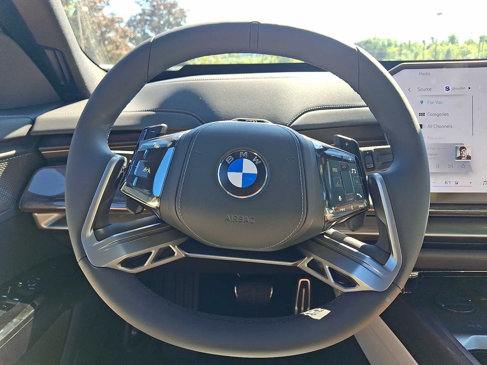 2027 BMW 7 Series 740i xDrive Sedan