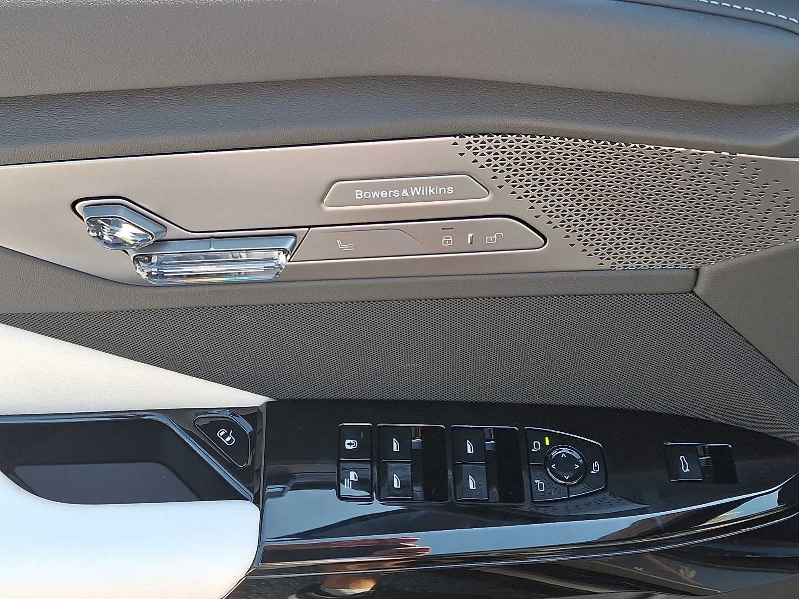 2027 BMW 7 Series 740i xDrive Sedan