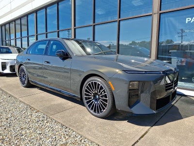 2027 BMW 7 Series 740i xDrive Sedan