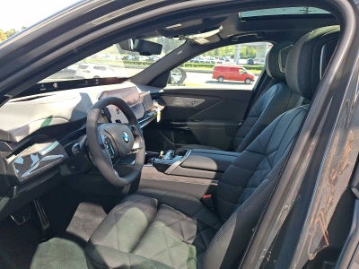 2027 BMW 7 Series 740i xDrive Sedan