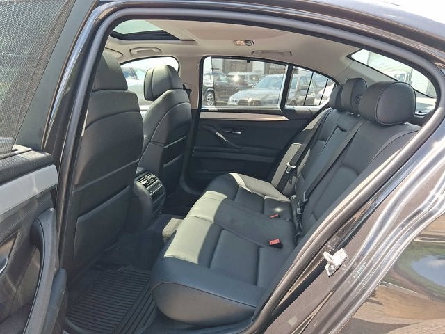 2012 BMW 5 Series 4dr Sdn 550i xDrive AWD