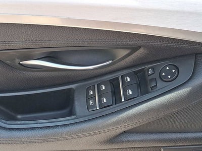 2012 BMW 5 Series 4dr Sdn 550i xDrive AWD