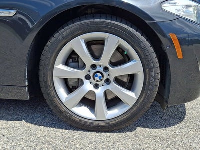 2012 BMW 5 Series 4dr Sdn 550i xDrive AWD