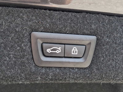 2019 BMW 5 Series 530e xDrive iPerformance Plug-In Hybrid