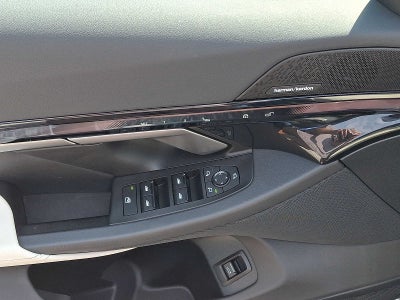 2025 BMW i5 xDrive40 Sedan