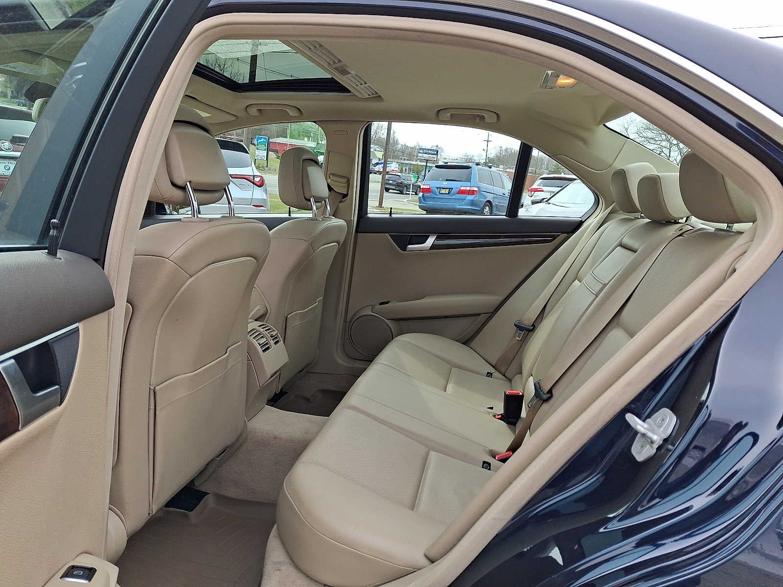 2014 Mercedes-Benz C-Class 4dr Sdn C 300 Sport 4MATIC®