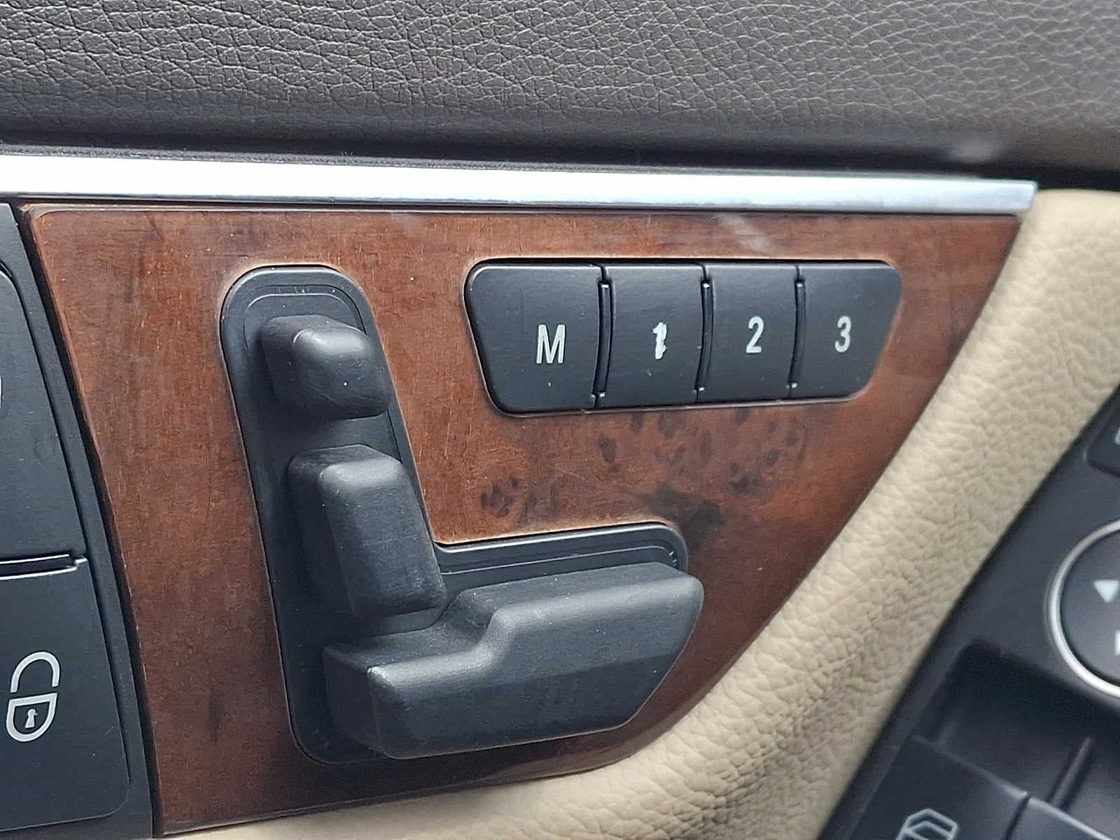 2014 Mercedes-Benz C-Class 4dr Sdn C 300 Sport 4MATIC®