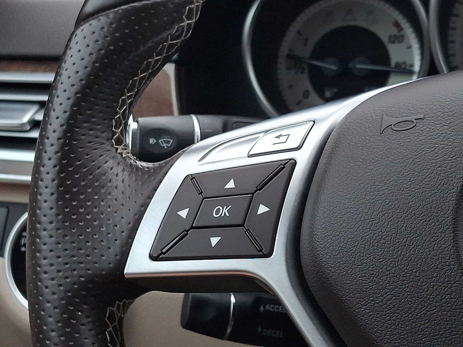 2014 Mercedes-Benz E-Class 4dr Sdn E 350 Sport 4MATIC®