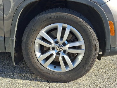 2015 Volkswagen Tiguan 4MOTION 4dr Auto S