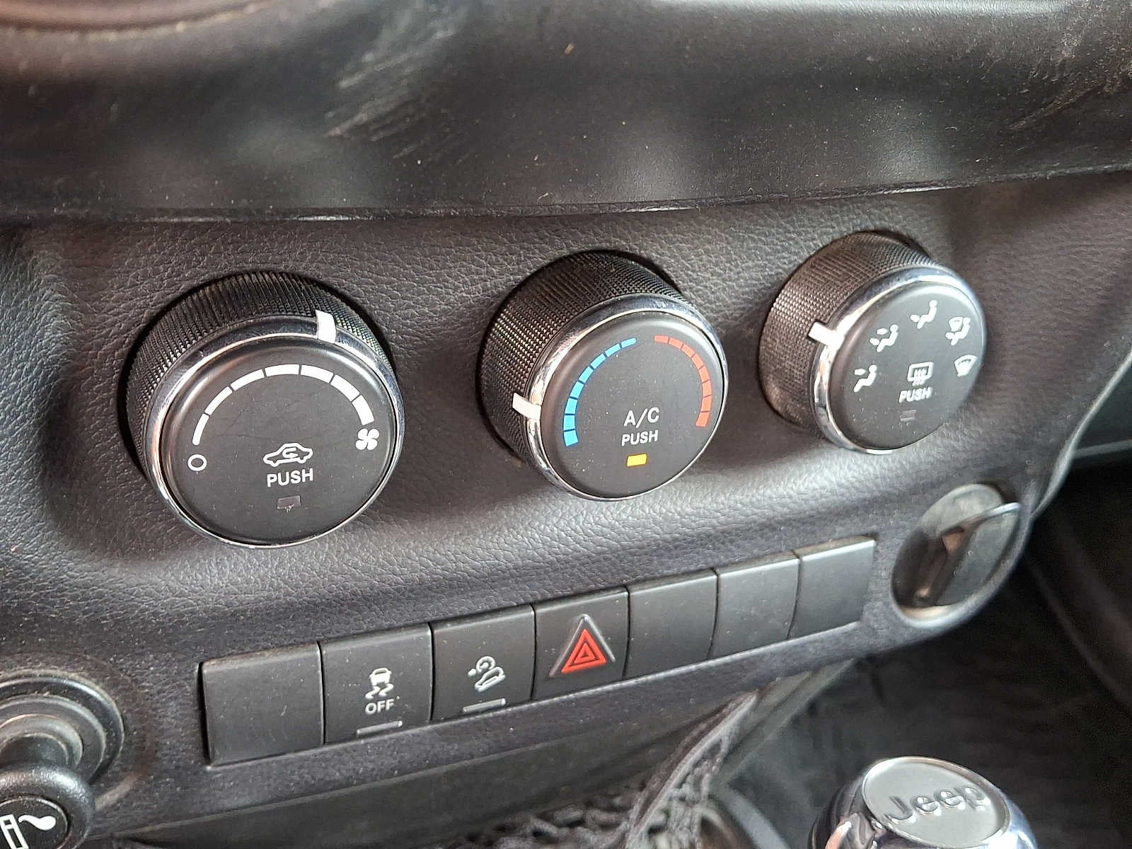 2015 Jeep Wrangler 4WD 2dr Willys Wheeler