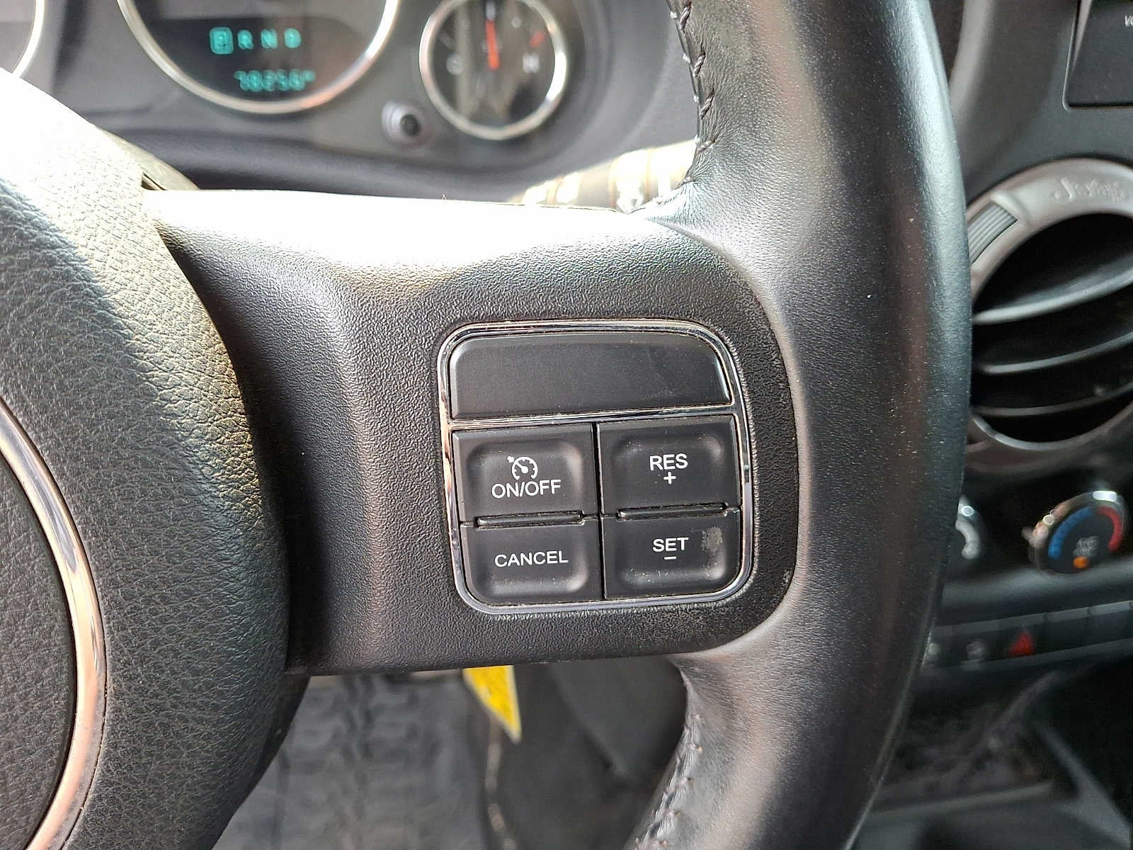 2015 Jeep Wrangler 4WD 2dr Willys Wheeler