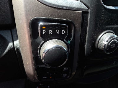 2013 RAM 1500 4WD Crew Cab 140.5 SLT