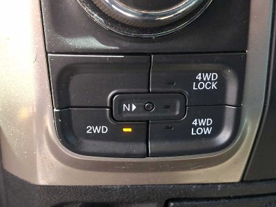 2013 RAM 1500 4WD Crew Cab 140.5 SLT