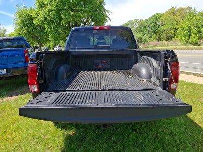 2013 RAM 1500 4WD Crew Cab 140.5 SLT