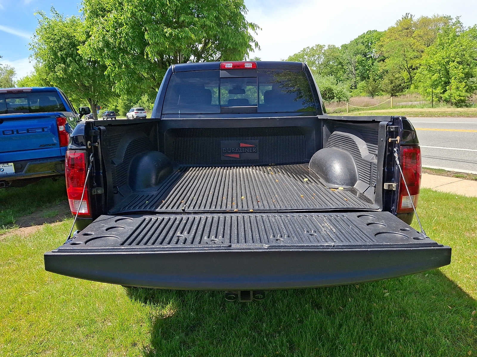 2013 RAM 1500 4WD Crew Cab 140.5 SLT