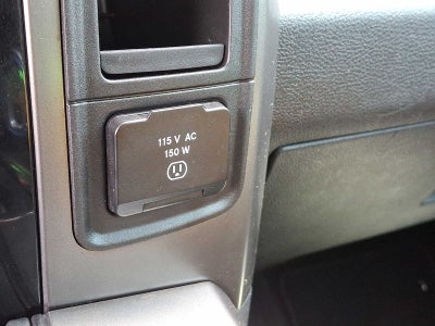 2017 RAM 1500 Night 4x4 Crew Cab 57 Box