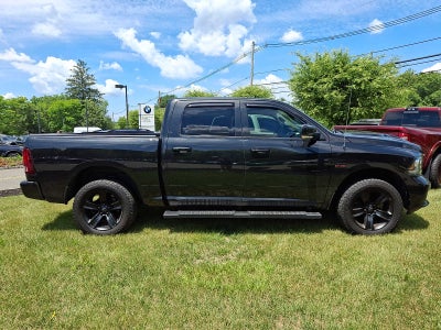 2017 RAM 1500 Night 4x4 Crew Cab 57 Box