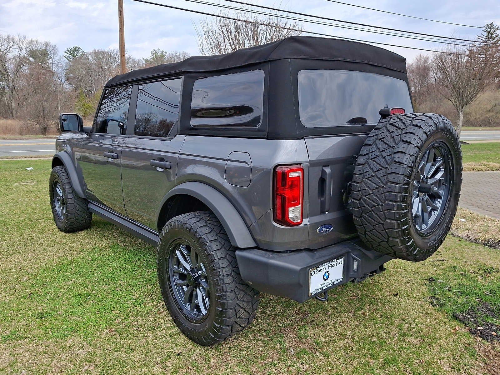 2022 Ford Bronco Base 4 Door 4x4
