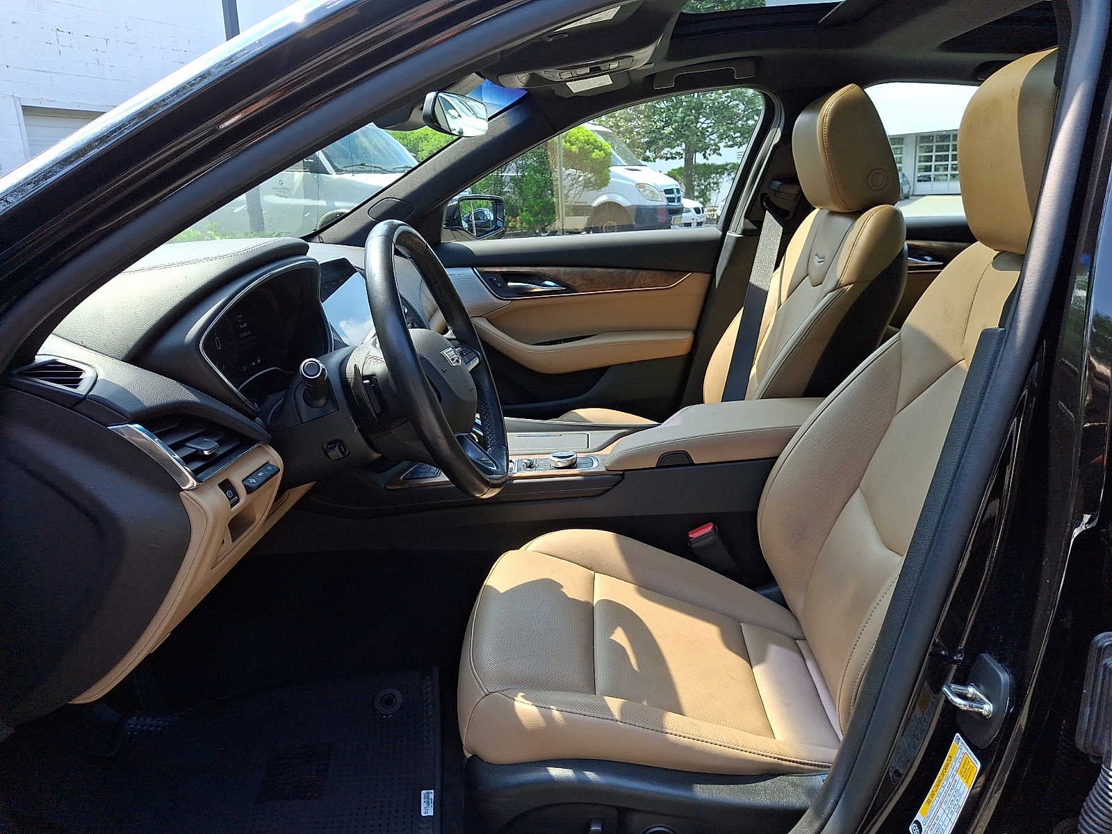 2023 Cadillac CT5 4dr Sdn Premium Luxury
