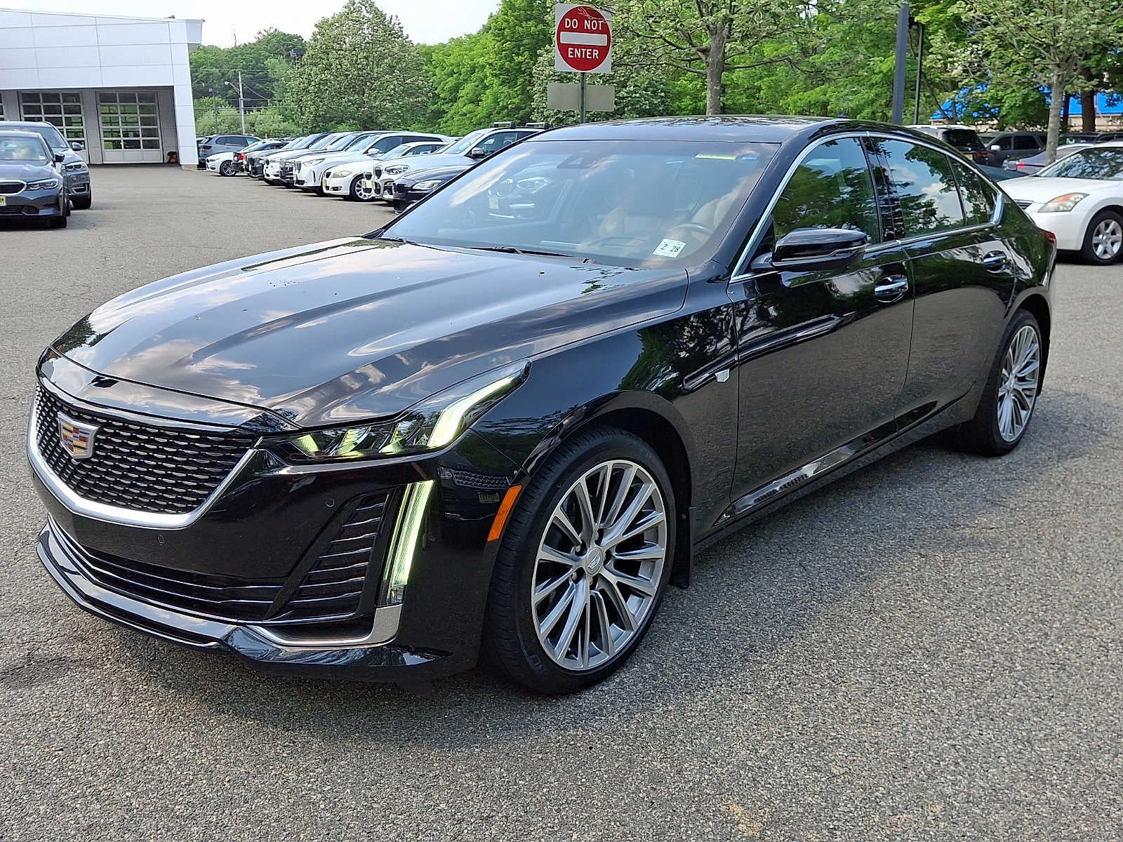 2023 Cadillac CT5 4dr Sdn Premium Luxury