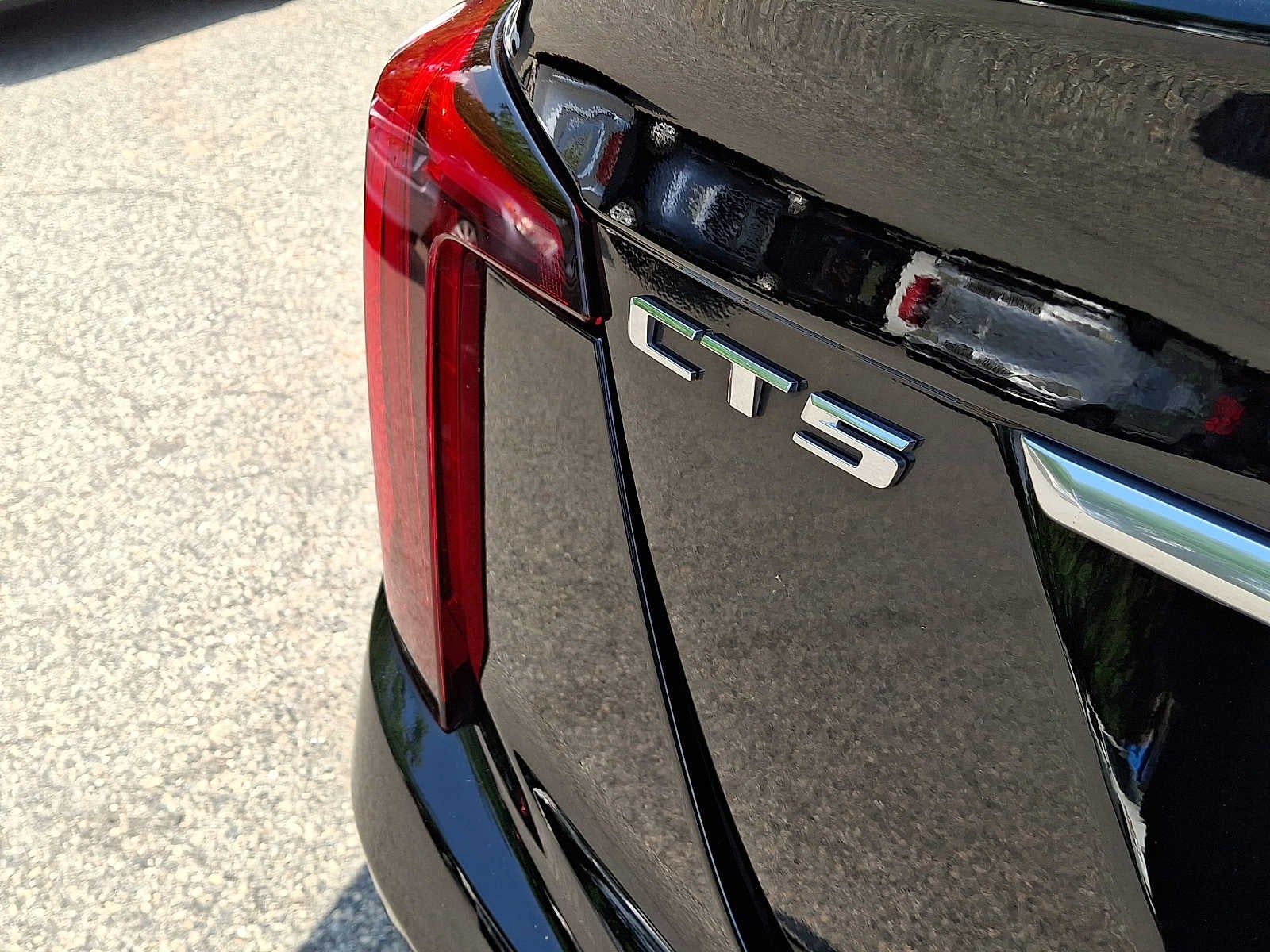 2023 Cadillac CT5 4dr Sdn Premium Luxury