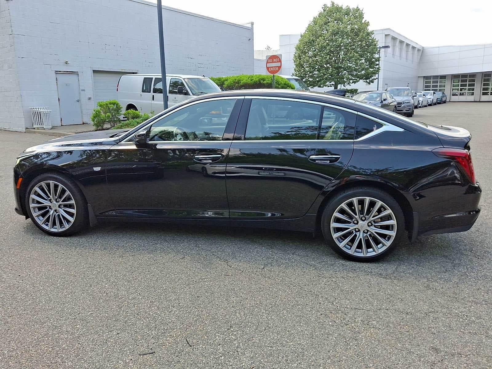 2023 Cadillac CT5 4dr Sdn Premium Luxury