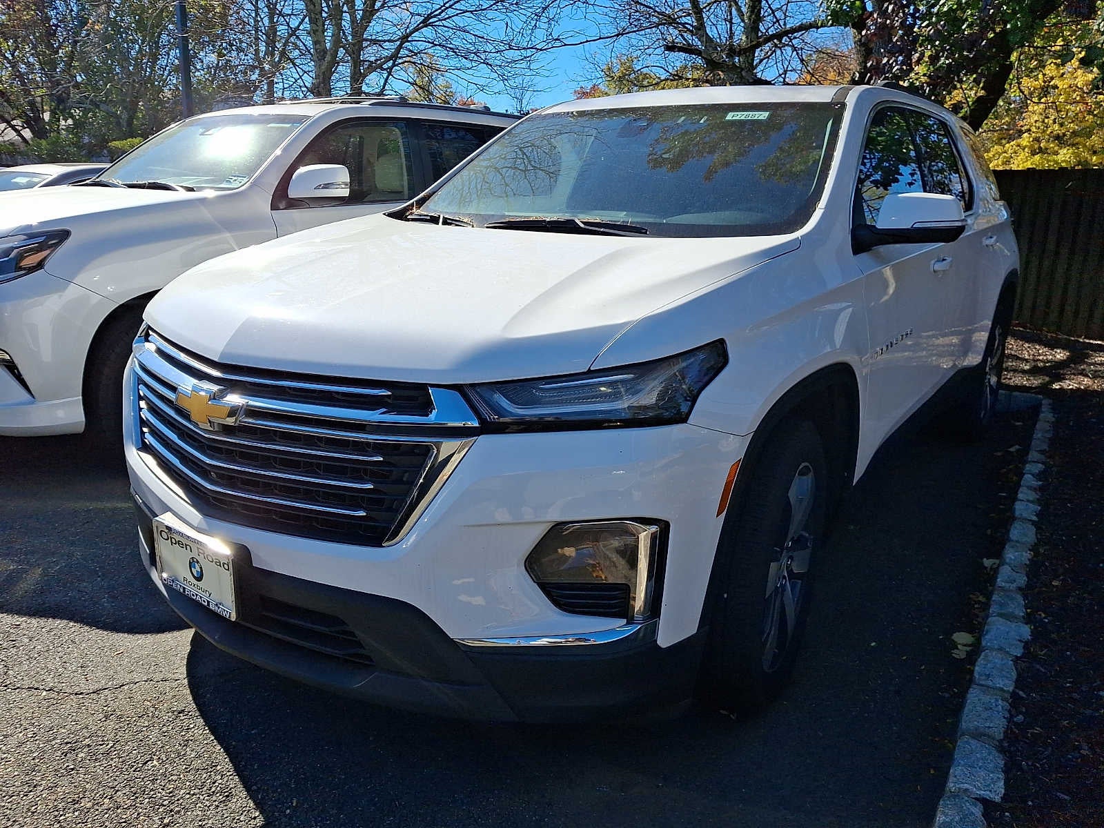2023 Chevrolet Traverse AWD 4dr LT Leather