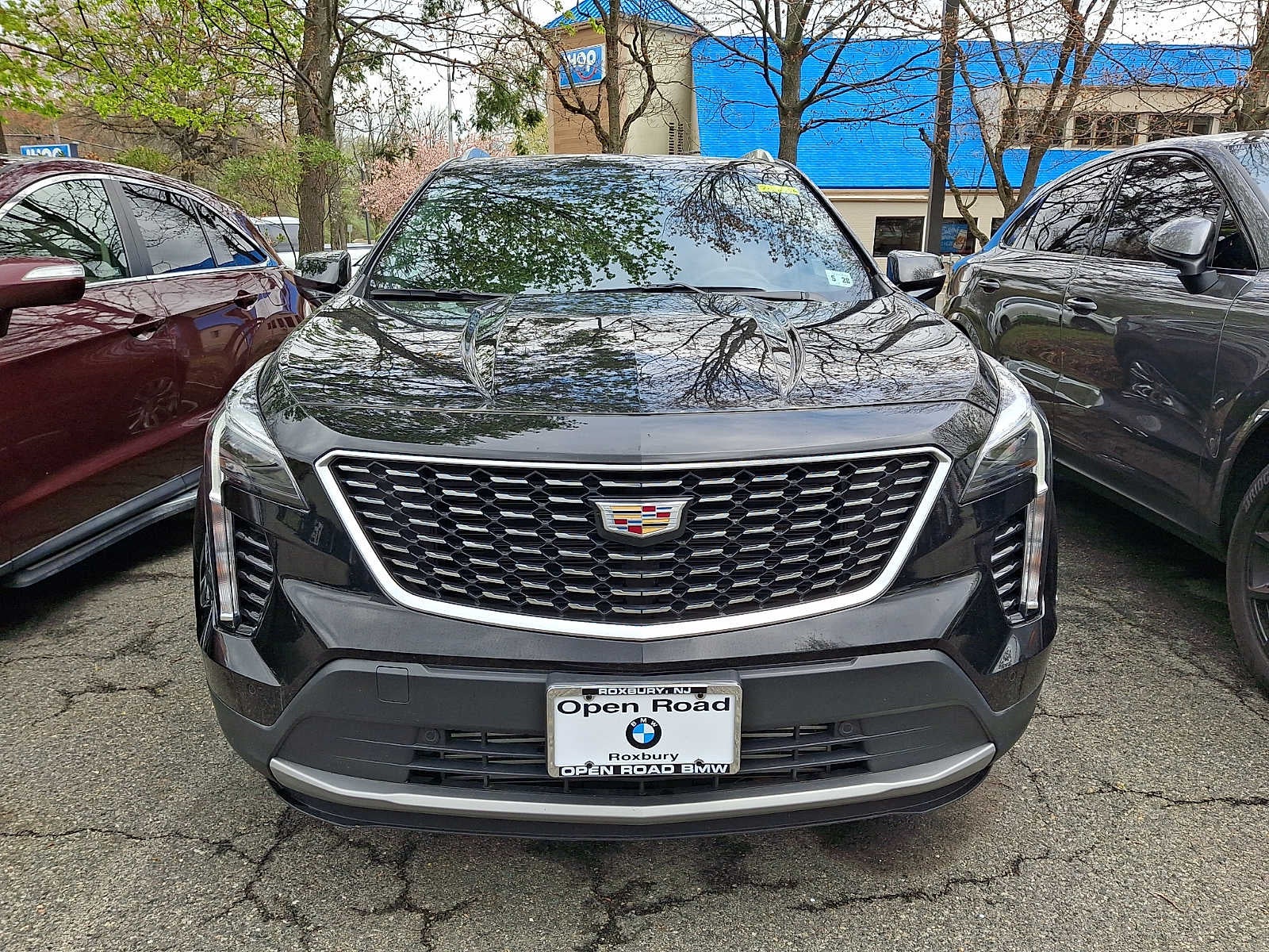 2023 Cadillac XT4 AWD 4dr Premium Luxury