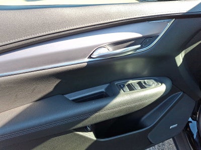 2025 Cadillac XT5 AWD 4dr Luxury