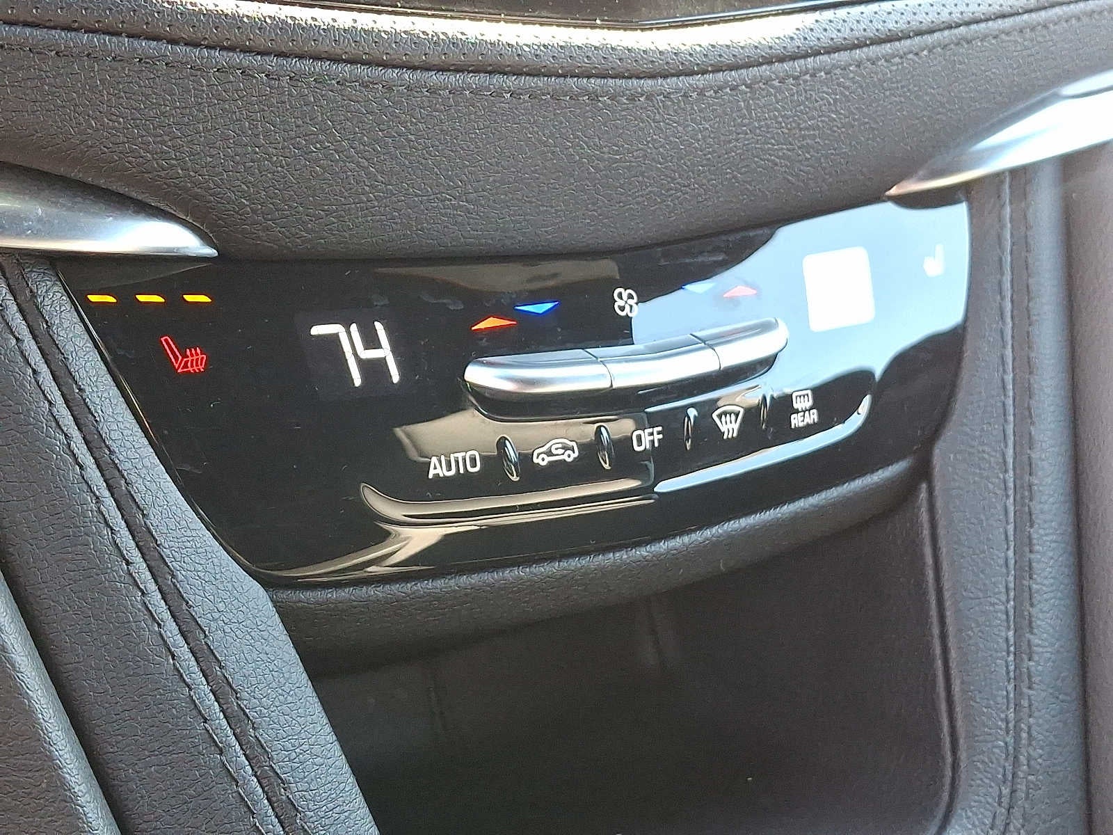 2025 Cadillac XT5 AWD 4dr Luxury