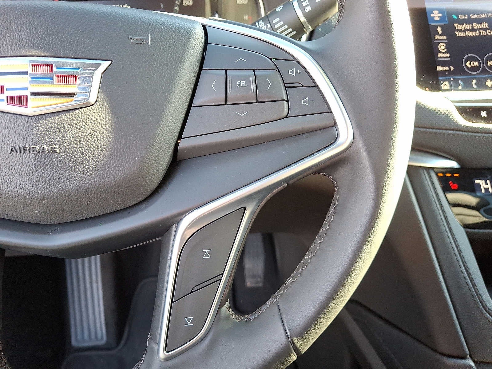 2025 Cadillac XT5 AWD 4dr Luxury