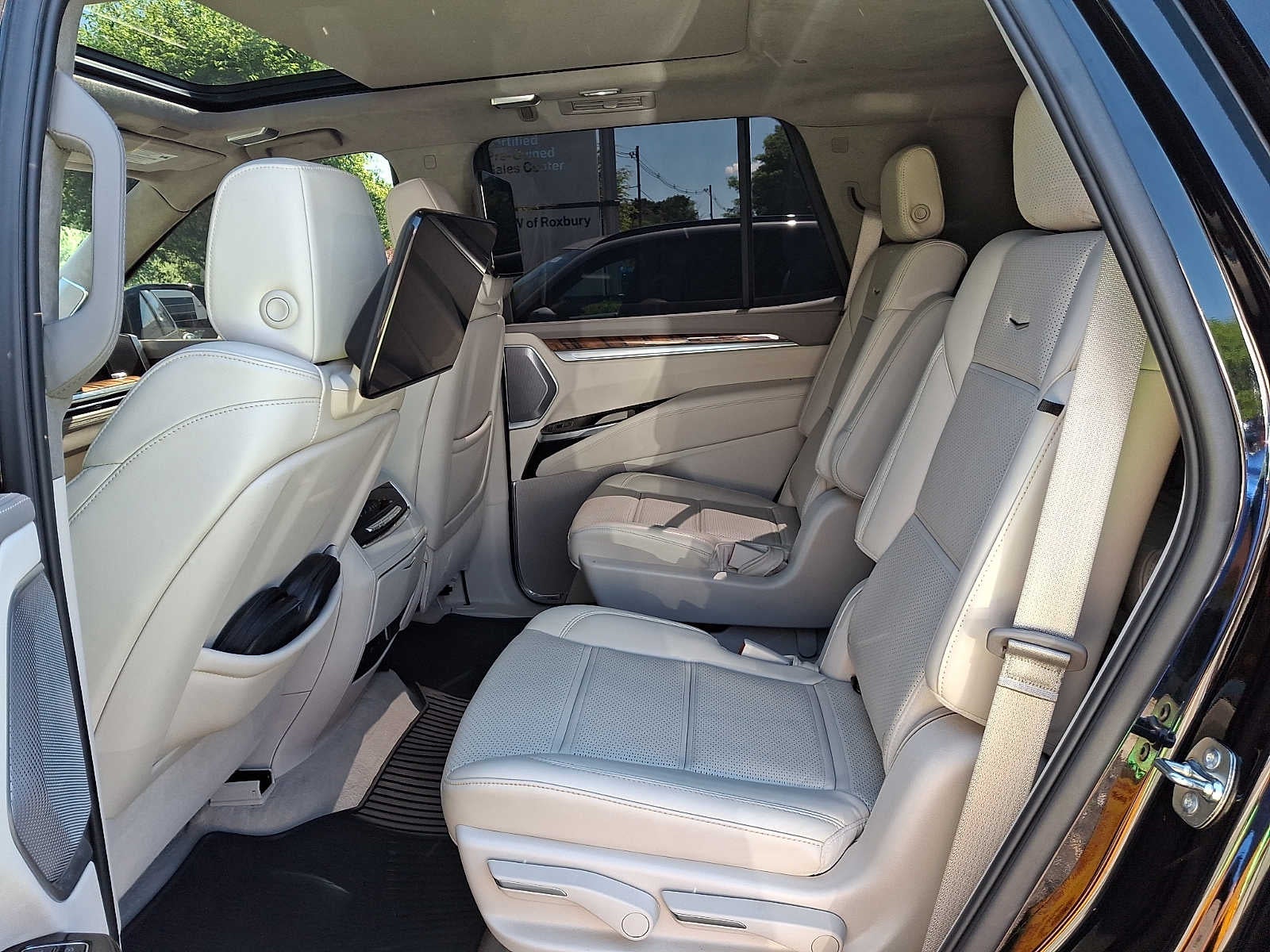 2025 Cadillac Escalade 4WD 4dr Sport Platinum