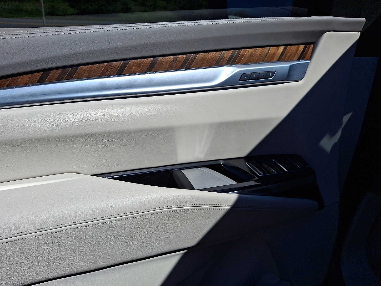 2025 Cadillac Escalade 4WD 4dr Sport Platinum