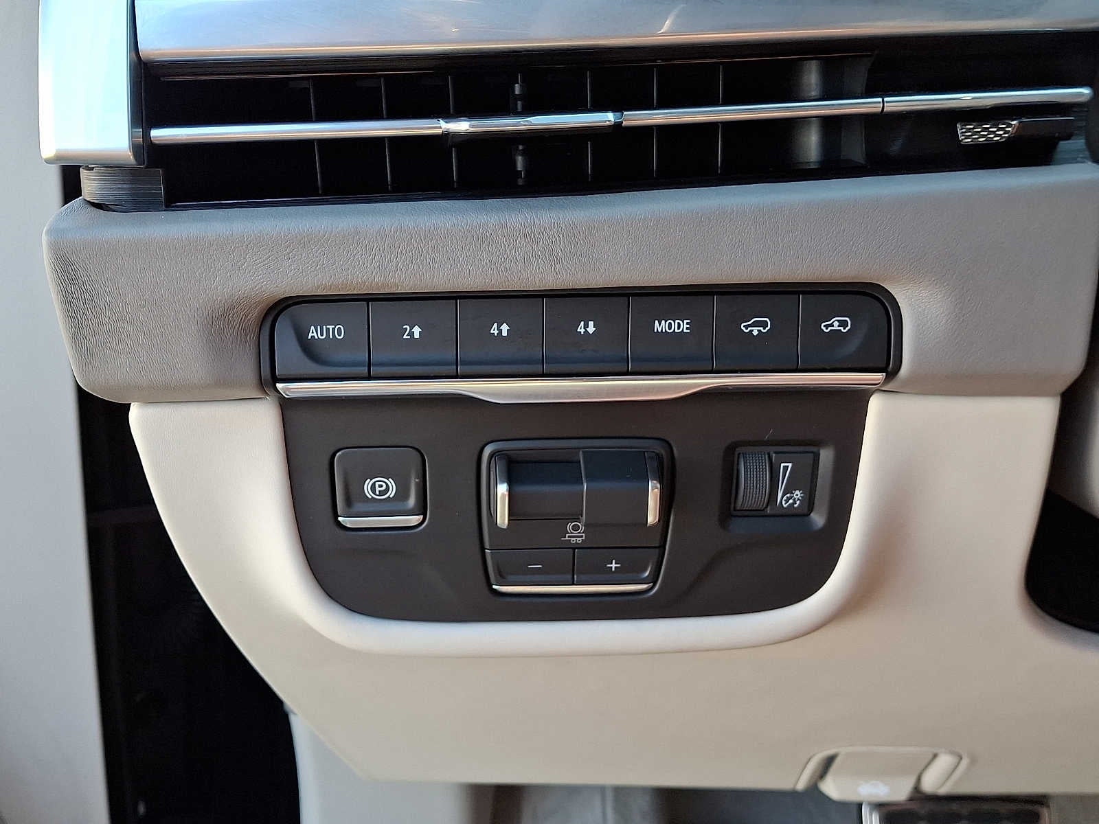 2025 Cadillac Escalade 4WD 4dr Sport Platinum