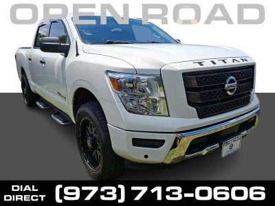 2021 Nissan Titan 4x4 Crew Cab SV