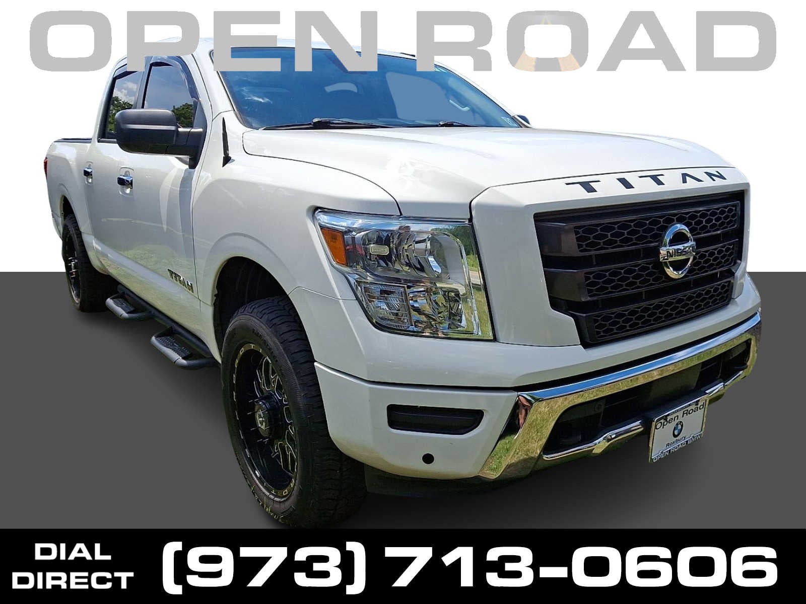 2021 Nissan Titan 4x4 Crew Cab SV