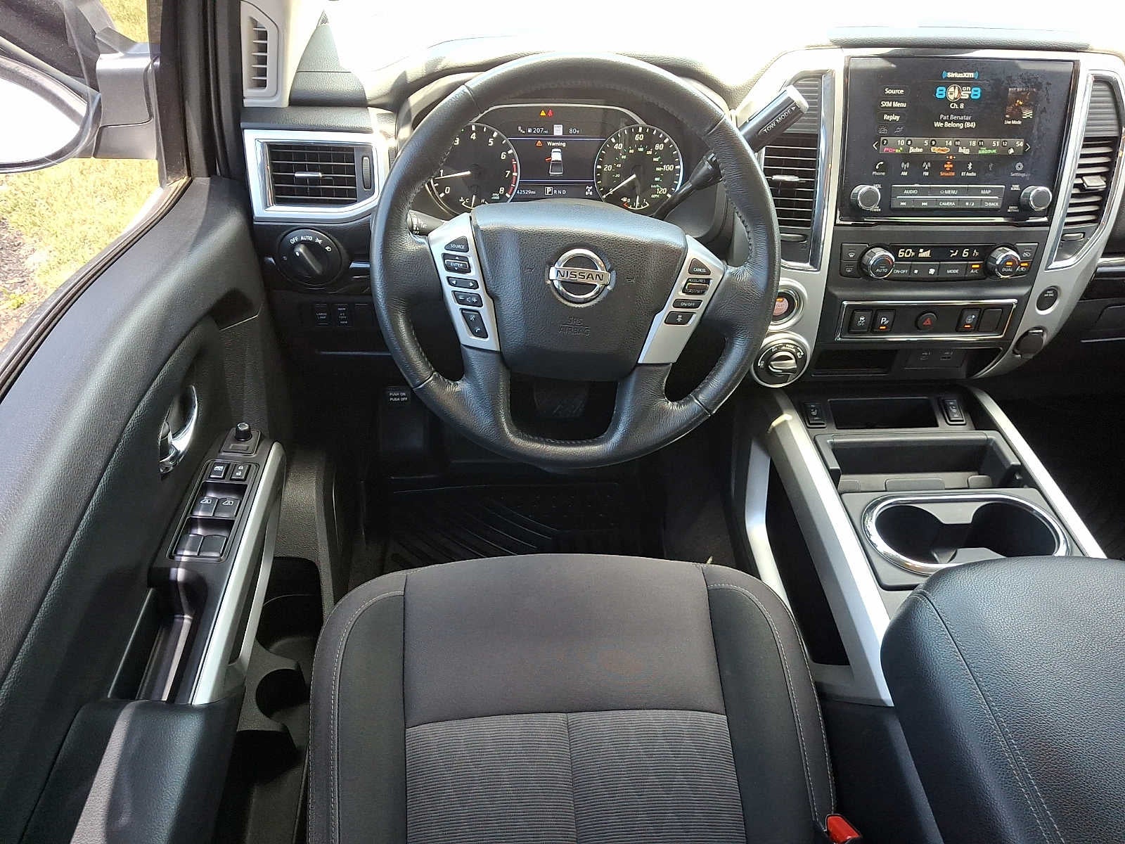 2021 Nissan Titan 4x4 Crew Cab SV