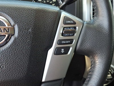 2021 Nissan Titan 4x4 Crew Cab SV