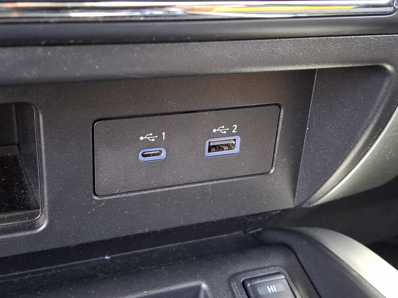 2021 Nissan Titan 4x4 Crew Cab SV