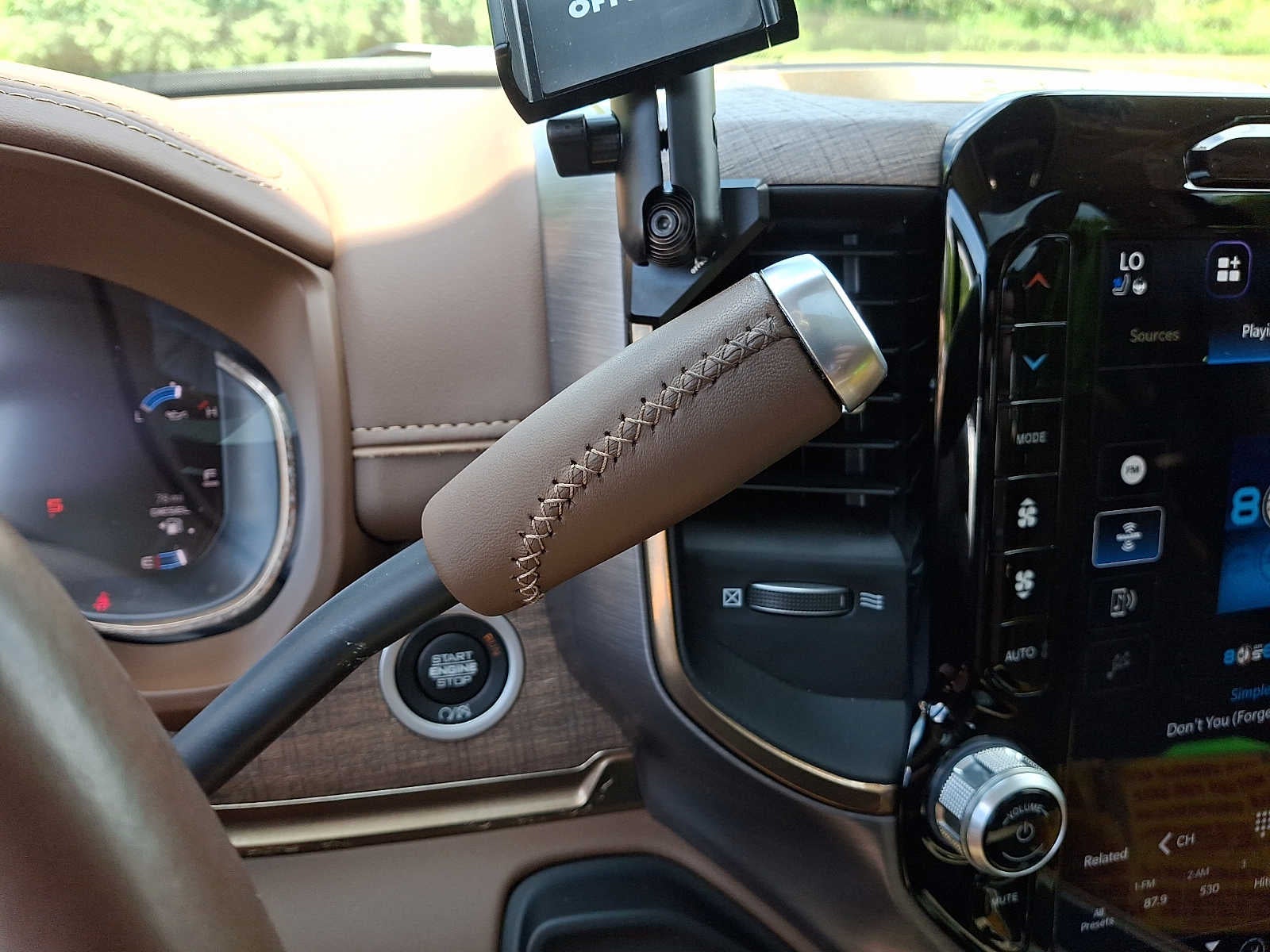 2024 RAM 3500 Longhorn 4x4 Mega Cab 64 Box