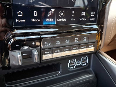 2024 RAM 3500 Longhorn 4x4 Mega Cab 64 Box