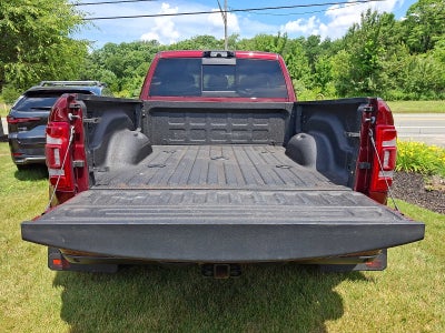 2024 RAM 3500 Longhorn 4x4 Mega Cab 64 Box