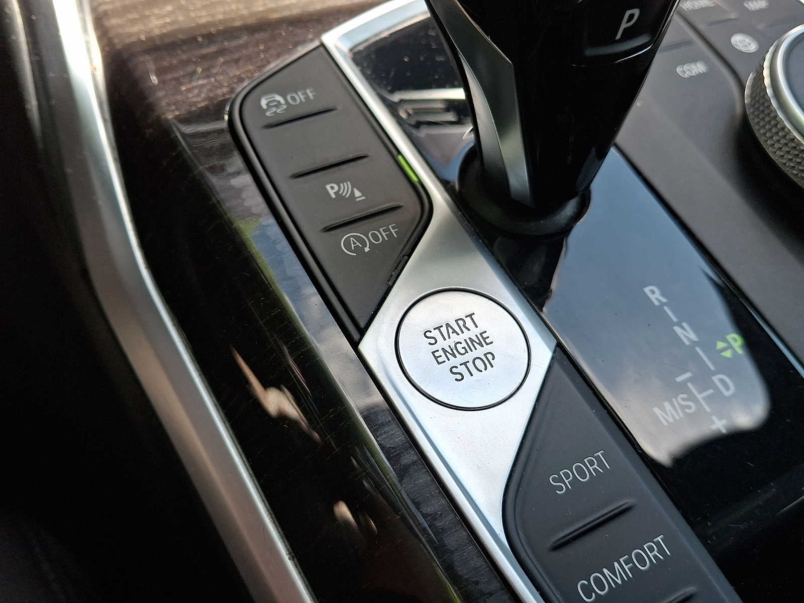 2021 BMW 3 Series 330i xDrive Sedan North America