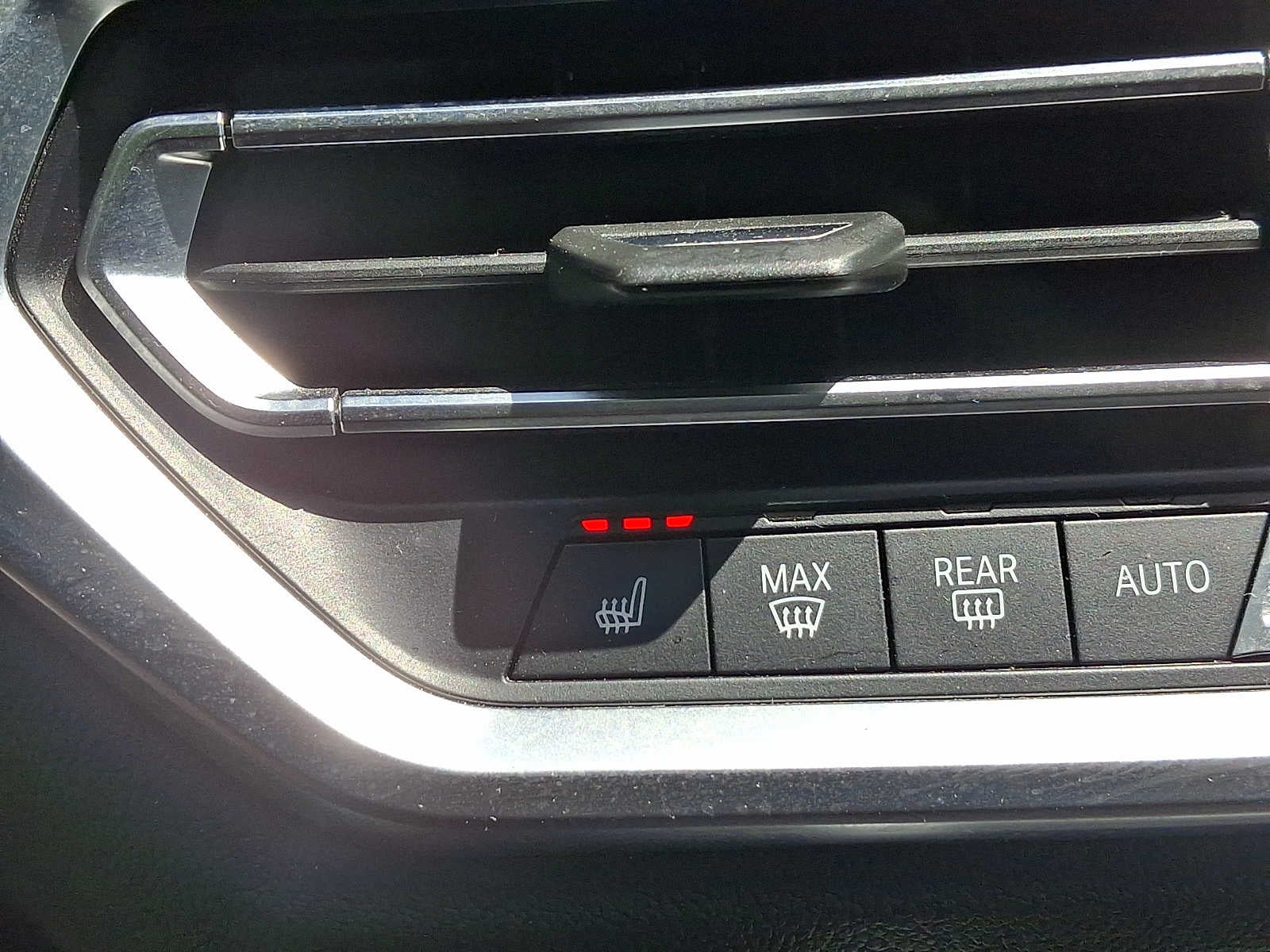 2021 BMW 3 Series 330i xDrive Sedan North America