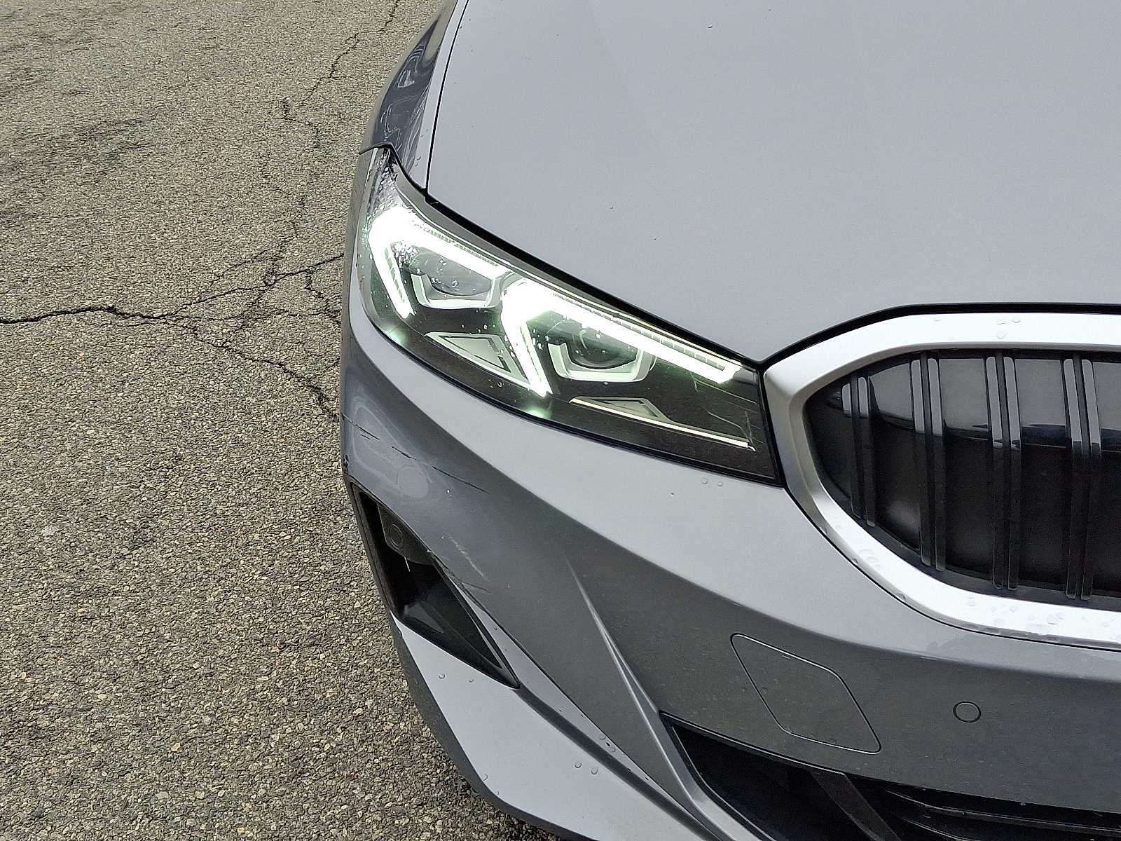 2025 BMW 3 Series 330i xDrive Sedan