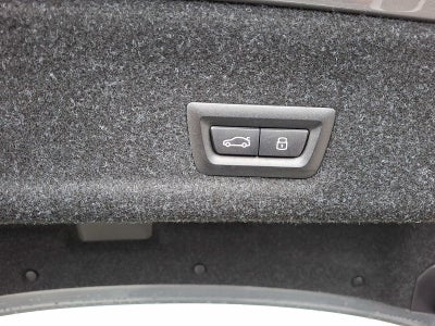 2025 BMW 3 Series 330i xDrive Sedan